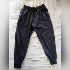 Gymshark sweatpants (Size-S)